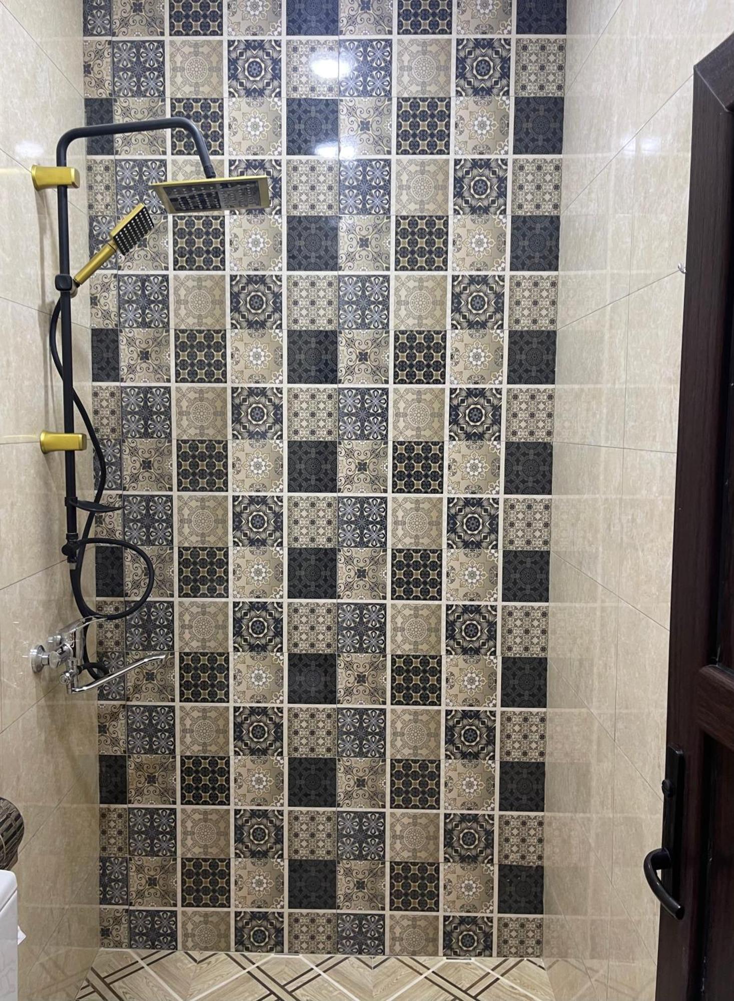 Sunny Guesthouse Kazbegi Bagian luar foto