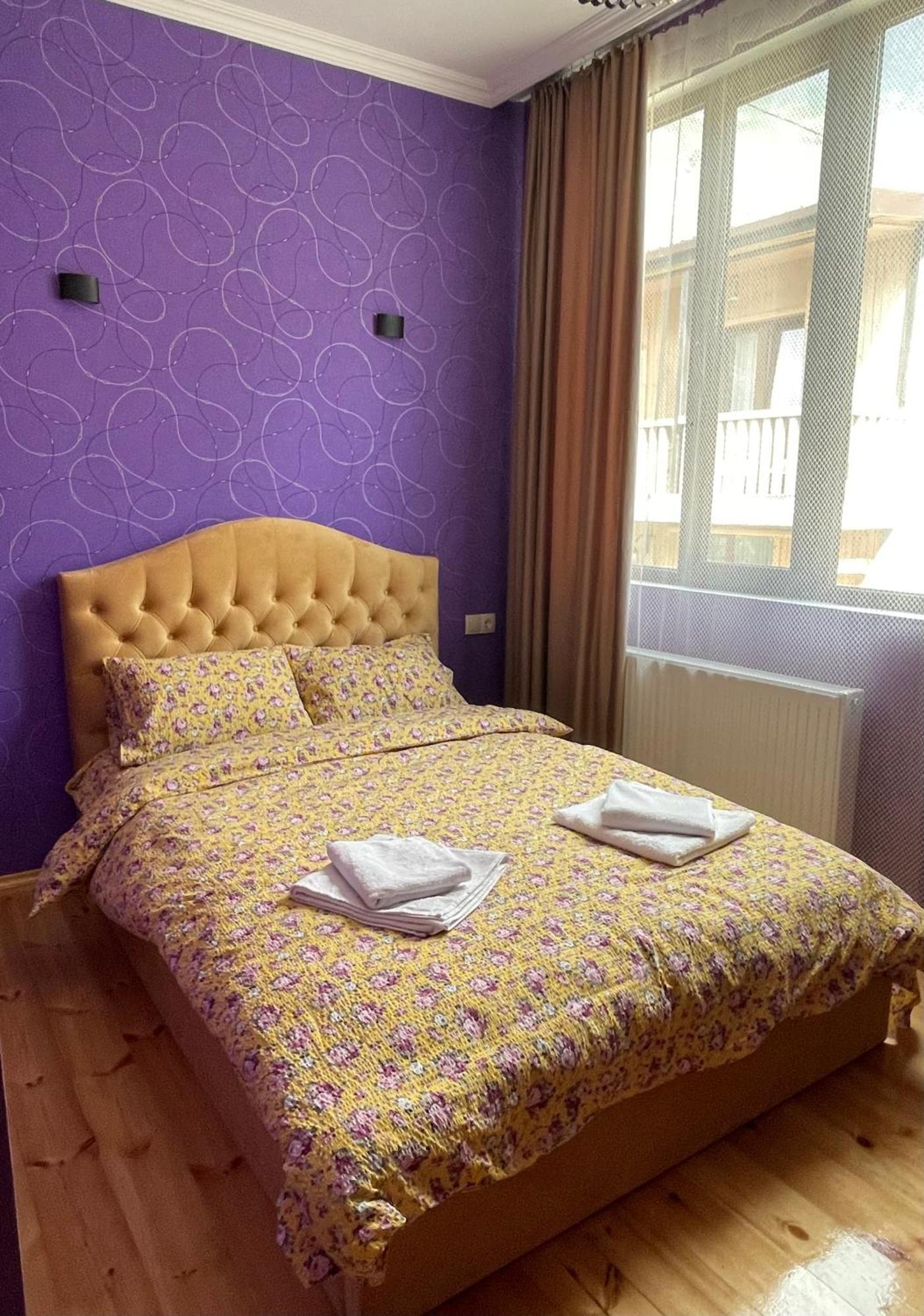 Sunny Guesthouse Kazbegi Bagian luar foto