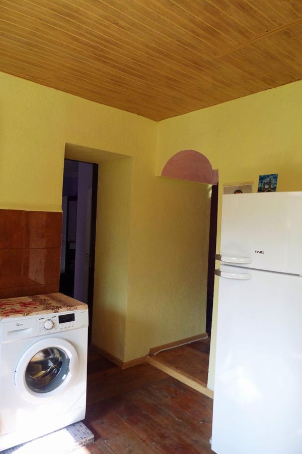 Sunny Guesthouse Kazbegi Bagian luar foto