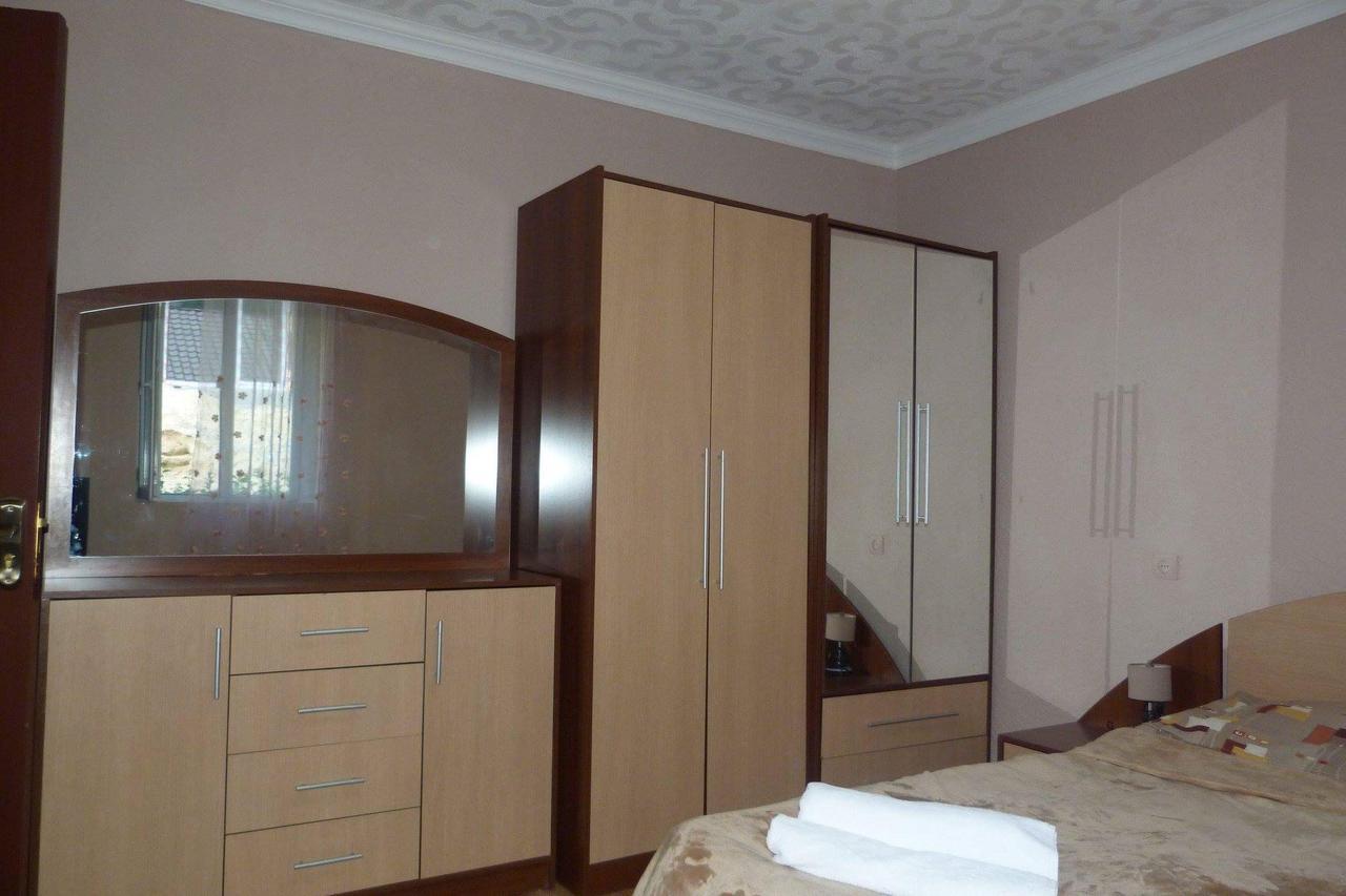 Sunny Guesthouse Kazbegi Bagian luar foto