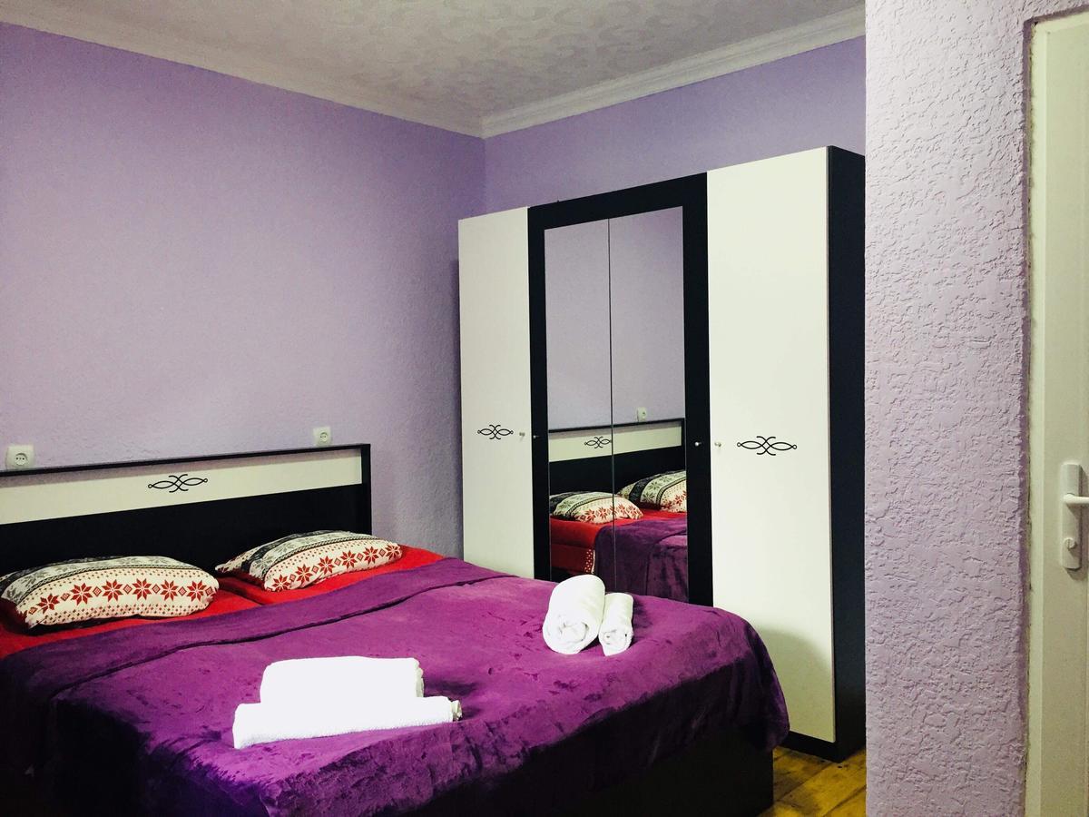 Sunny Guesthouse Kazbegi Bagian luar foto