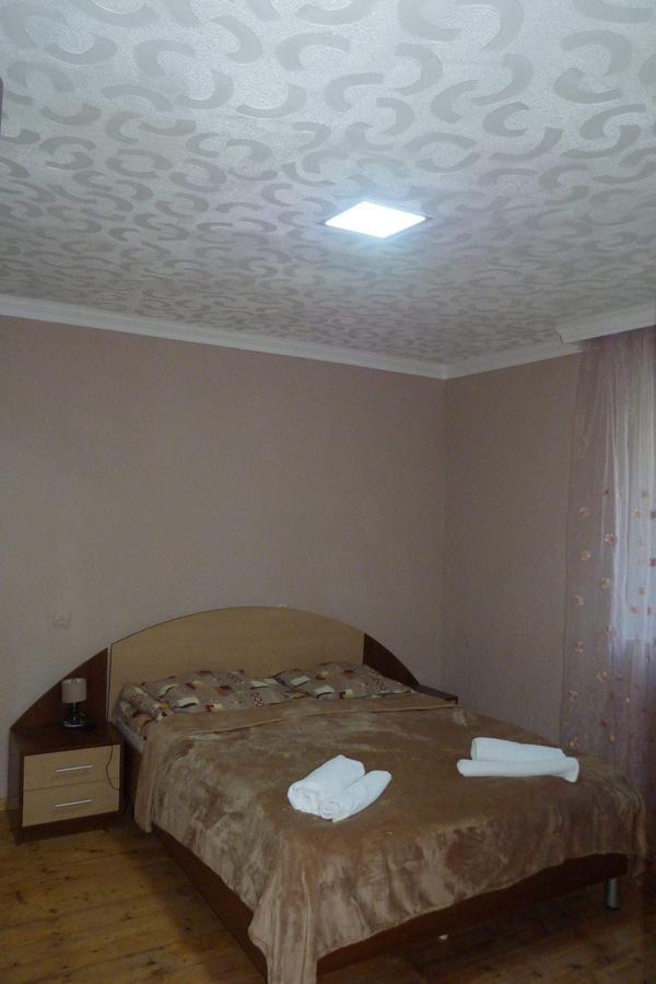 Sunny Guesthouse Kazbegi Bagian luar foto