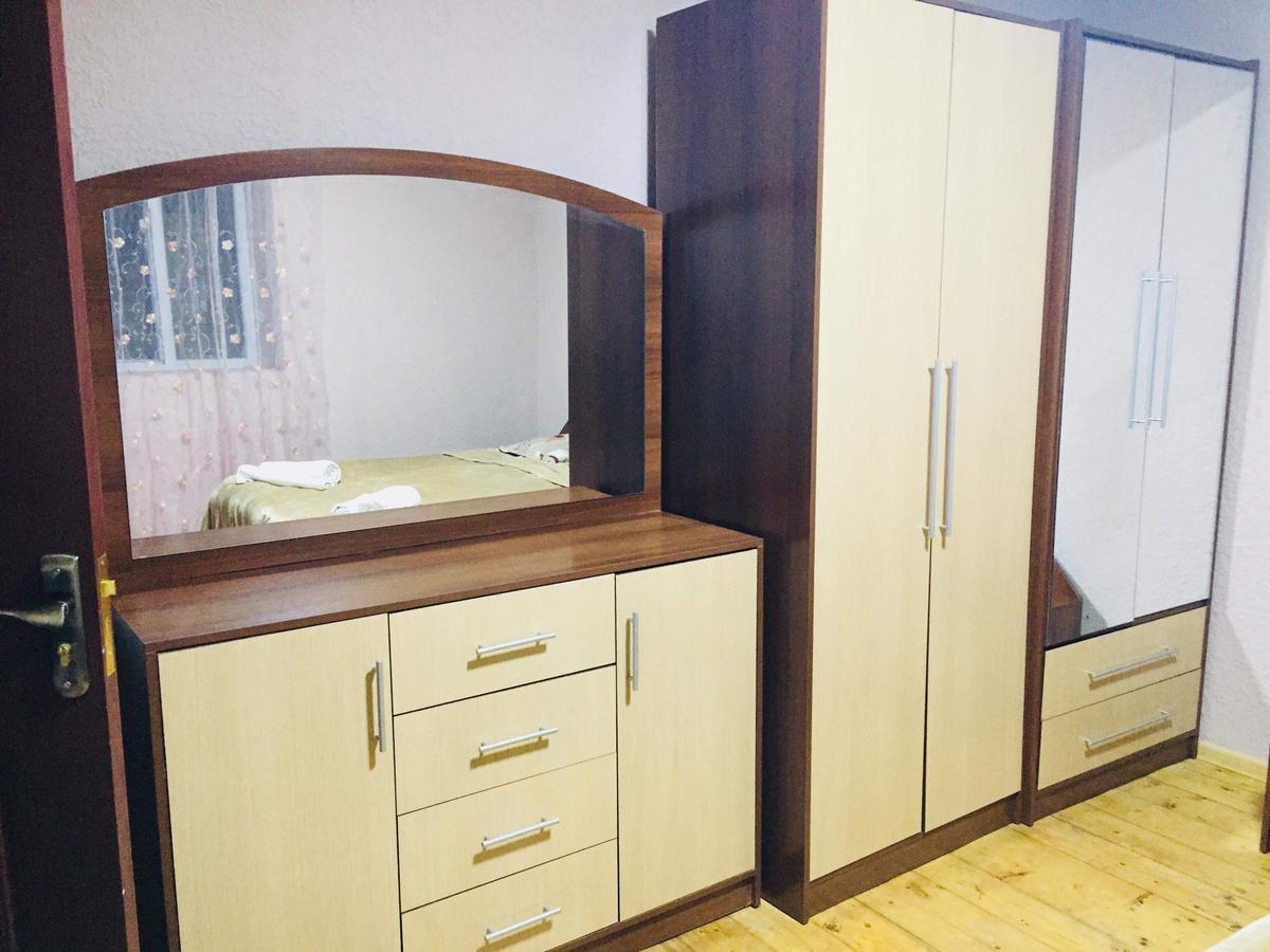 Sunny Guesthouse Kazbegi Bagian luar foto