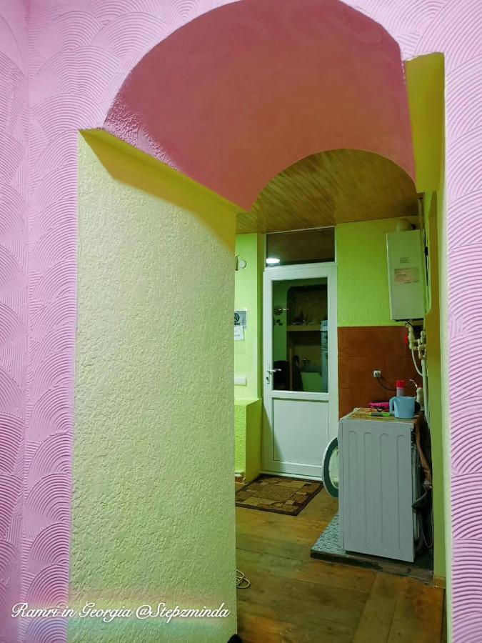 Sunny Guesthouse Kazbegi Bagian luar foto
